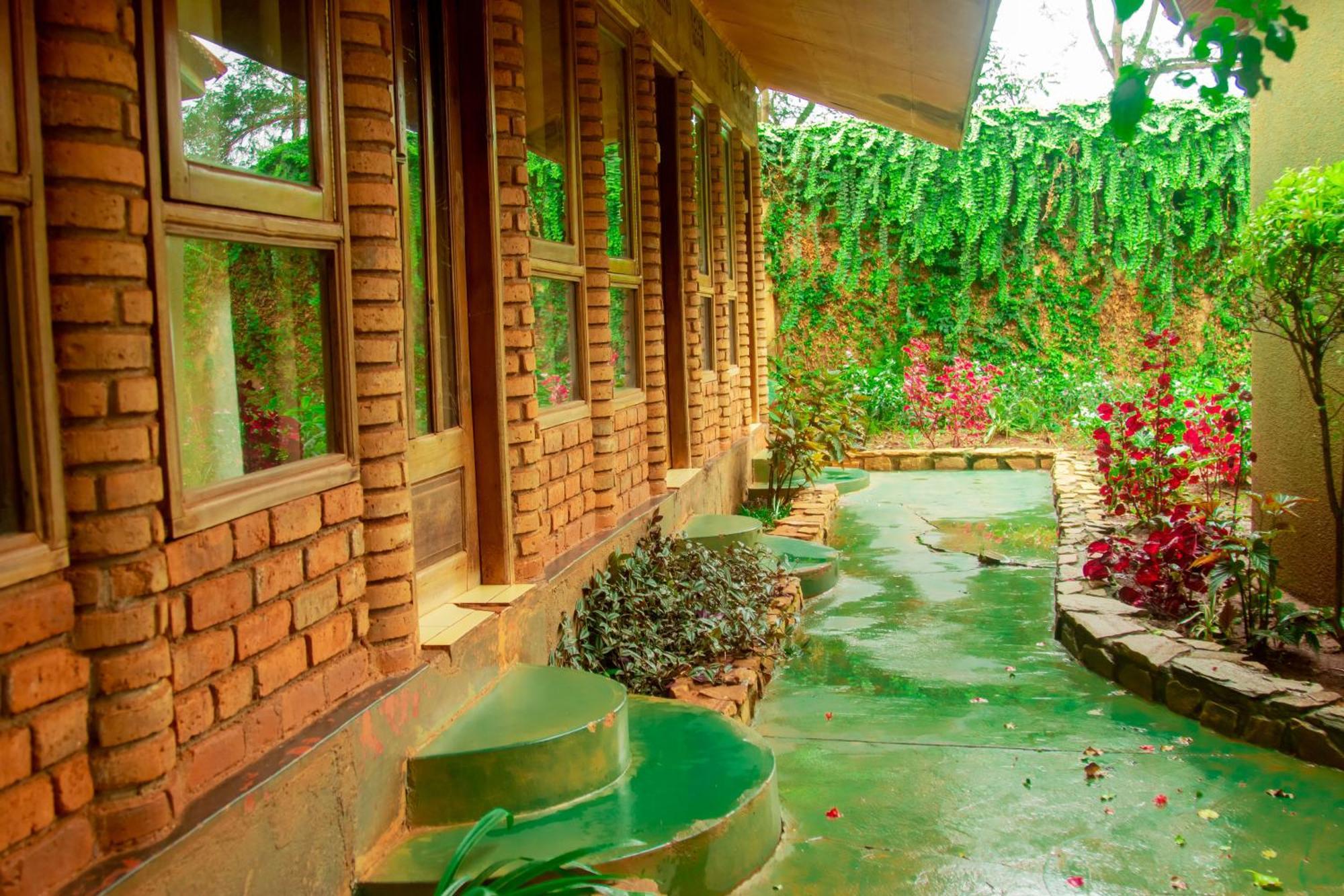 Ngorongoro Camp And Lodge คาราทู ภายนอก รูปภาพ